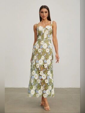 Sunday Up Unique Floral Lace Dress in Ivory & Green Size S